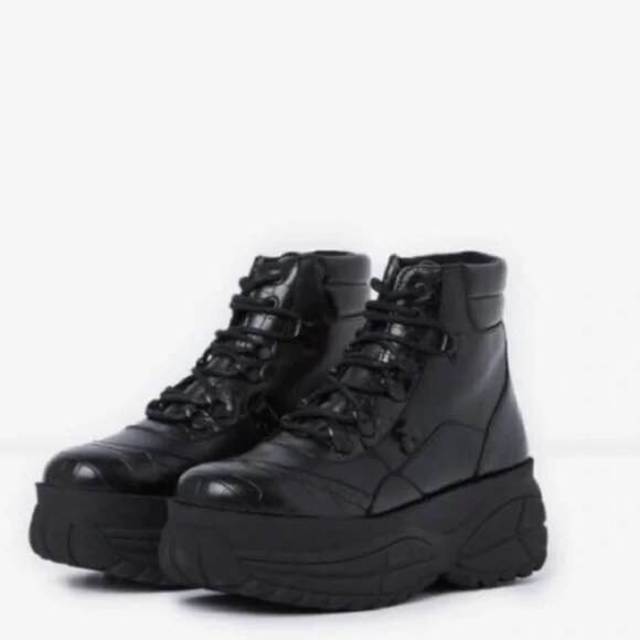 $495 The Kooples Black Leather Platform Grunge Boots Sneakers, SIZE 7 (38) - Picture 1 of 5